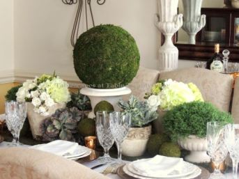 St. Patrick's Day decorating ideas (Credit: tabletwentyone.com)